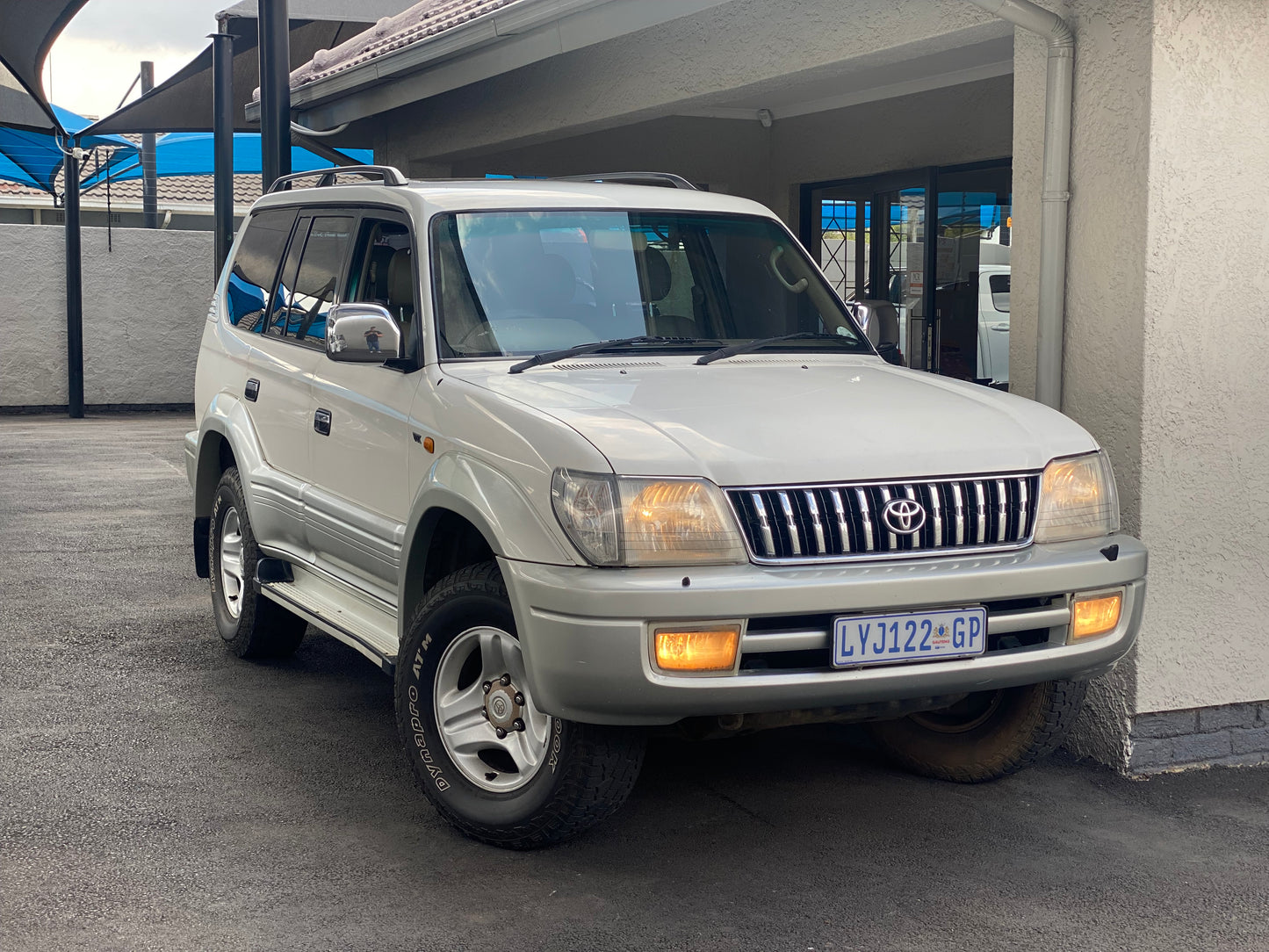 2000 Toyota Land Cruiser Prado VX V6