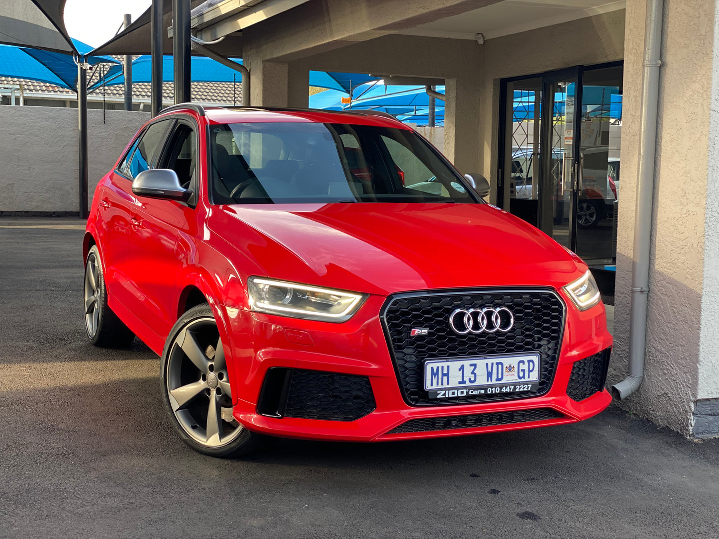 2016 Audi RS Q3 2.5 Quattro