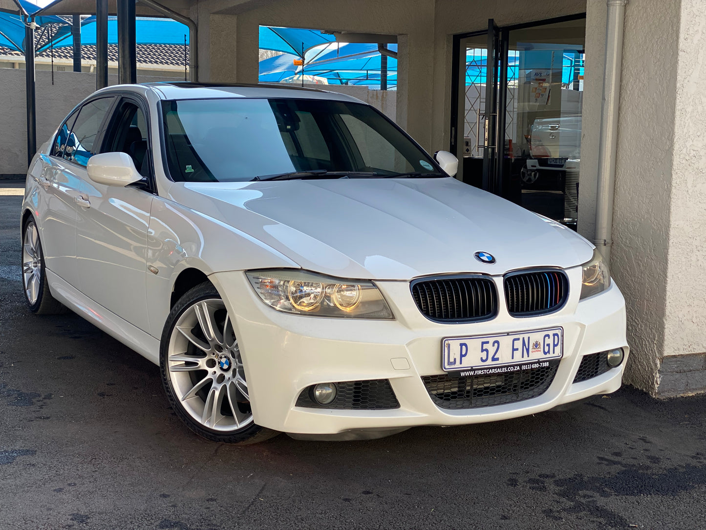 2011 BMW 330i M-Sport