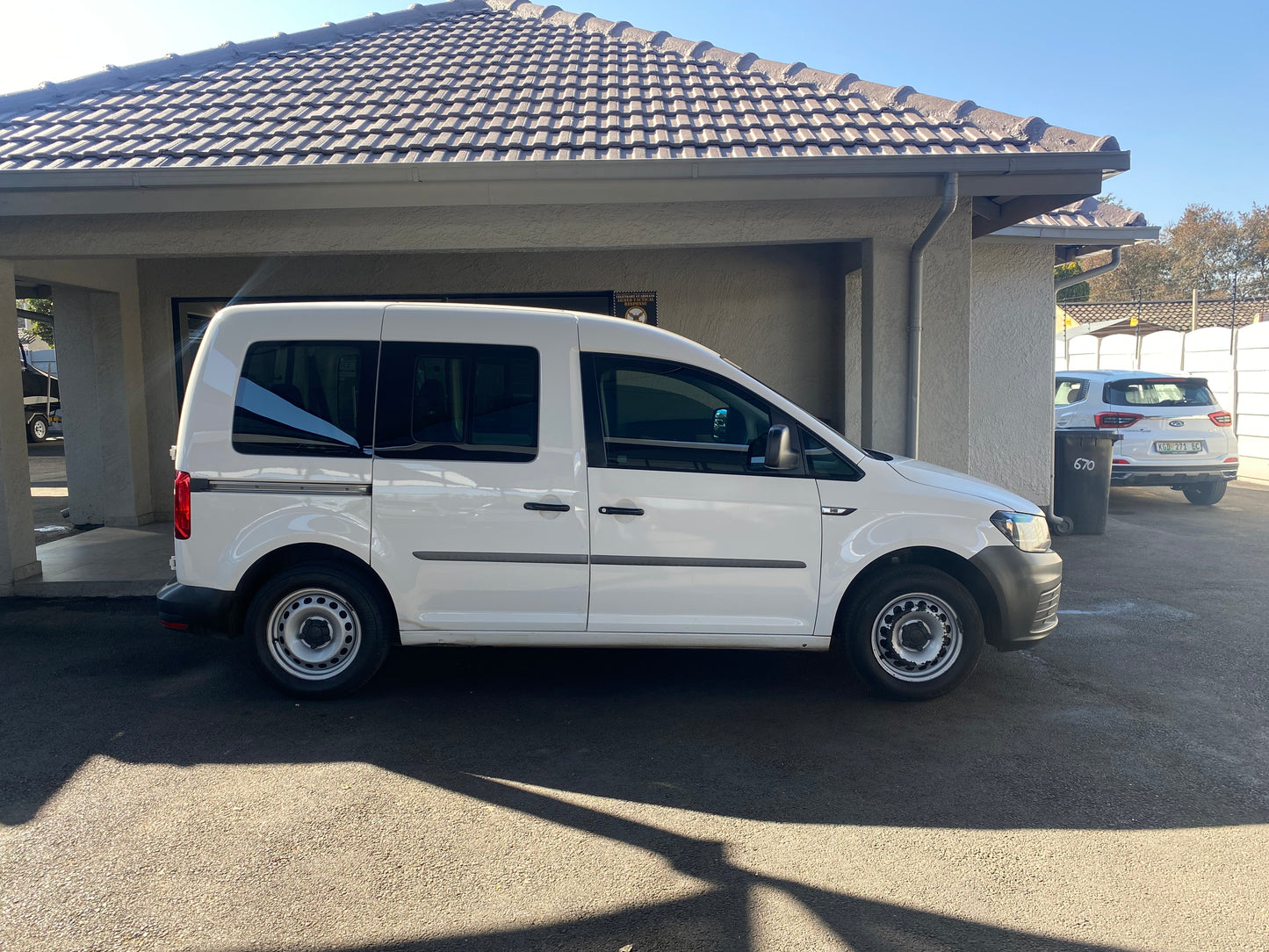 2017 Volkswagen Caddy 1.6i 7-seater