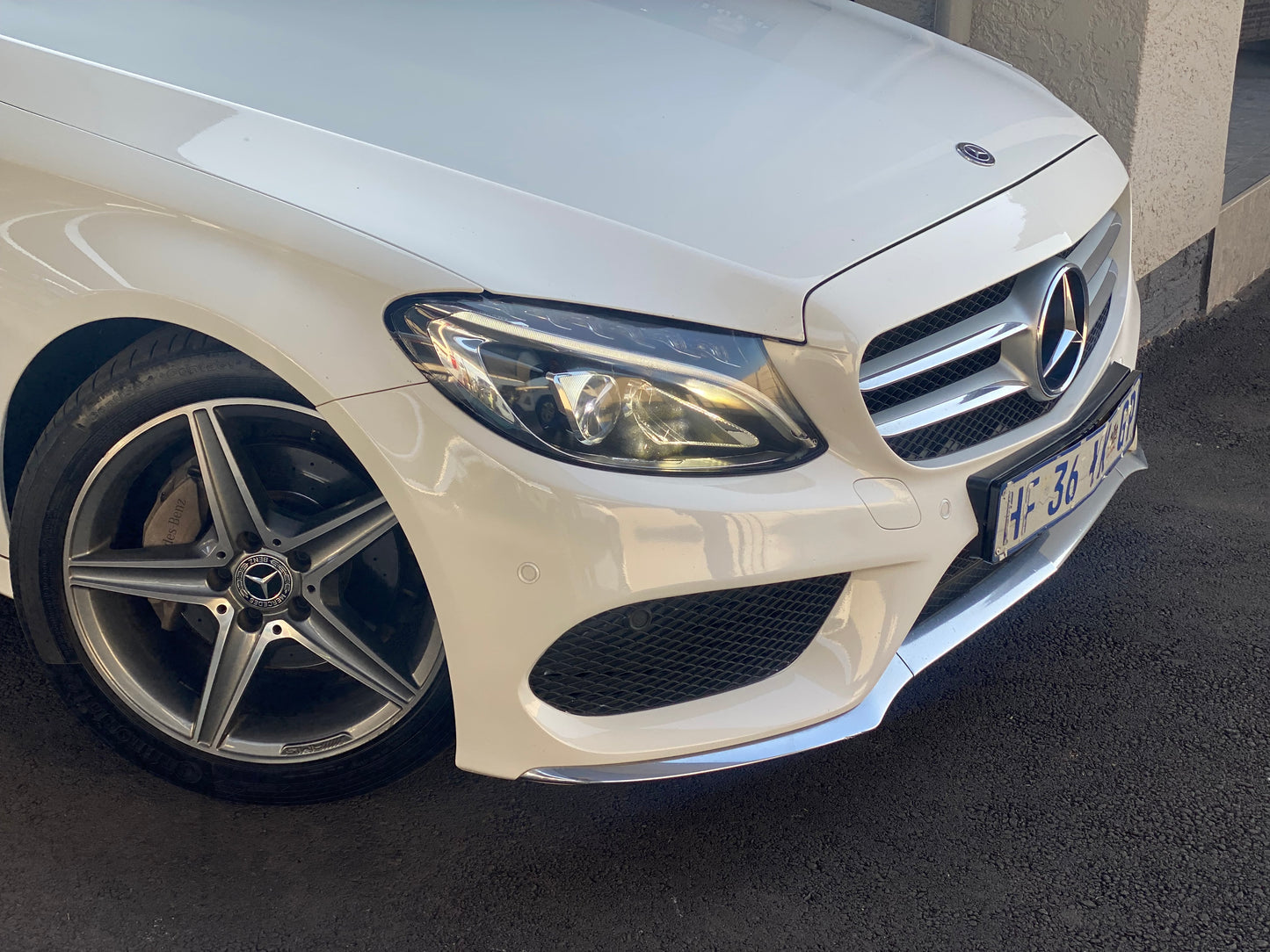 2017 Mercedes-Benz C200 AMG Line